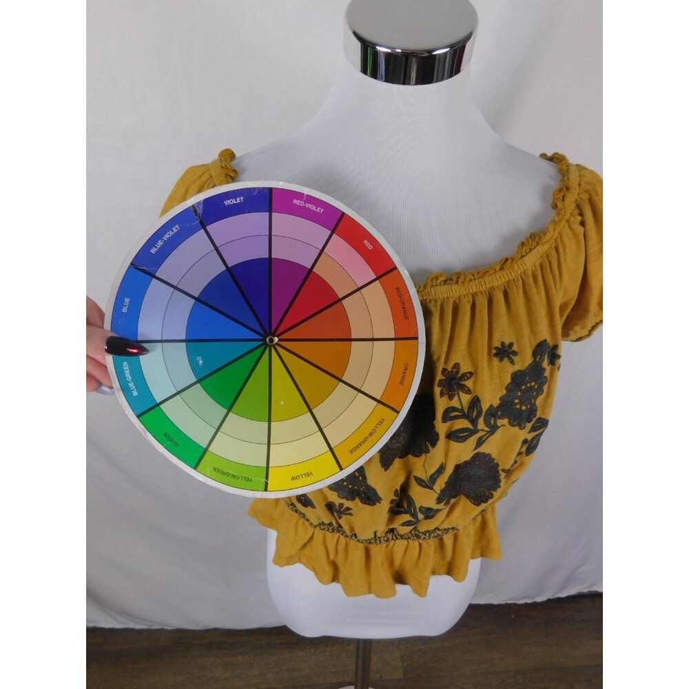 AE Yellow Off Shoulder Floral Crop Tee Boho Witch L - Picture 8 of 11